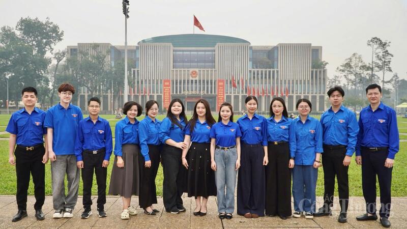 Hoạt động cũng hướng tới ngày cử tri cả nước tham gia bầu cử đại biểu Quốc hội khóa XVI và đại biểu Hội đồng nhân dân các cấp nhiệm kỳ 2026 - 2031. Ảnh: Minh Trang