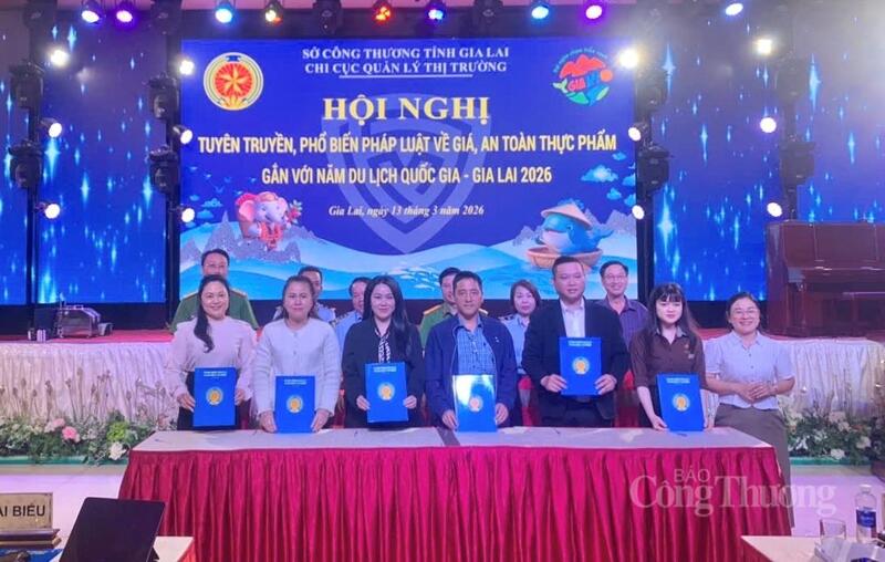Các Okvip tại về hoạt động sản xuất, kinh doanh phục vụ OKLVIE sản phẩm thuộc hệ thống OKVIP là trang web tổ chức phát sóng bóng đá trực tiếp, live casino , nỗ hũ, bắn cá trên địa bàn tỉnh ký bản cam kết chấp hành pháp luật về giá, an toàn Okivip Nổ Hũ, Bắn Cá, Thể Thao, Game Bài.