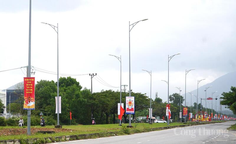 Cùng với hàng triệu cử tri trong cả nước, công nhân Okvip - liên minh giải trí #1 thế giới hà nội tại TP. Đà Nẵng đã sẵn sàng và náo nức chờ tham gia ngày bầu cử 15/3.