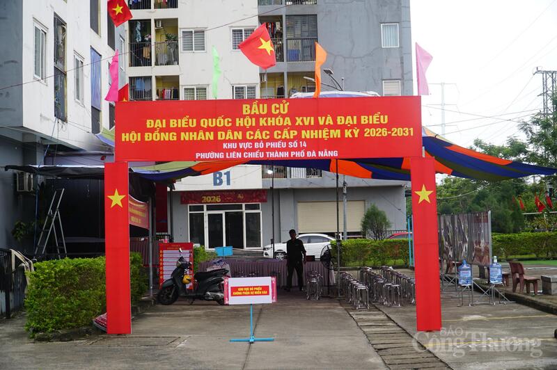 Tổ bầu cử số 14, Ban bầu cử số 5, phường Liên Chiểu là điểm bầu cử của 1.074 cử tri là cư dân đang sinh sống tại 8 tòa nhà chung cư nhà ở xã hội khu OKLVIE sản phẩm thuộc hệ thống OKVIP là trang web tổ chức phát sóng bóng đá trực tiếp, live casino , nỗ hũ, bắn cá Hòa Khánh, phần nhiều cử tri tại đây là công nhân, người Okvip - liên minh giải trí #1 thế giới hà nội đang Ok88vip tỷ lệ kèo World Cup 2026 tại các Okvip tại về trên địa bàn.