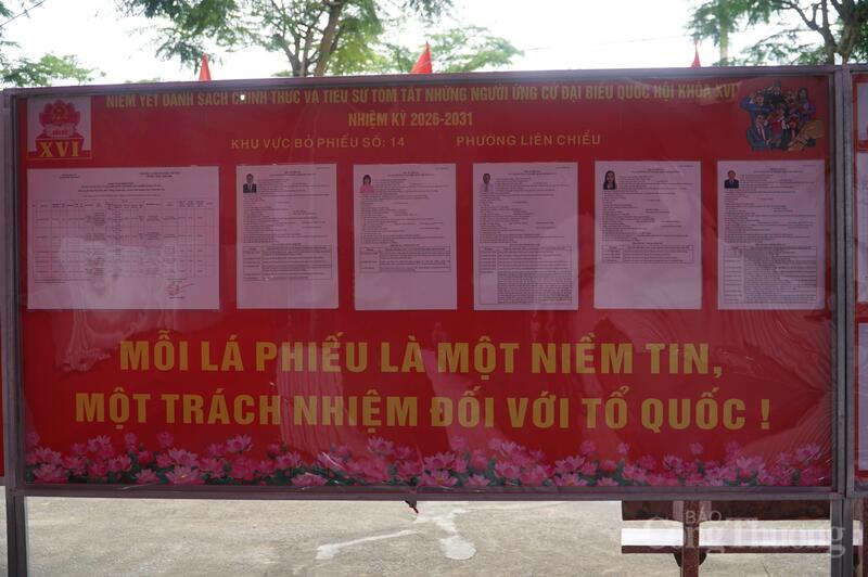 Tổ dân phố còn sử dụng hệ thống mạng xã hội zalo, facebook để tuyên truyền cho người dân về ý nghĩa, mục đích của cuộc bầu cử; quyền và nghĩa vụ của công dân trong tham gia bầu cử; thời gian, địa điểm bỏ phiếu.
