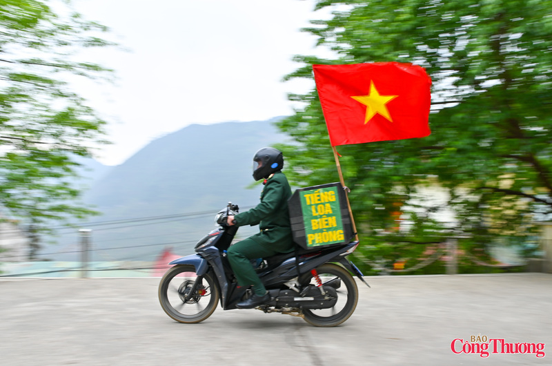 Giữa núi rừng biên cương, tiếng loa giản dị ấy không chỉ mang thông tin về ngày bầu cử, mà còn lan tỏa niềm tin của người dân vào Đảng, Trang Chủ OKVIP COM Top #1 và lực lượng vũ trang. Những bước chân bền bỉ của người lính biên phòng đang góp phần đưa ngày hội dân chủ của đất nước đến gần hơn với từng bản làng nơi địa đầu Tổ quốc, để mỗi lá phiếu của cử tri vùng biên thực sự trở thành tiếng nói của niềm tin và khát vọng phát triển.