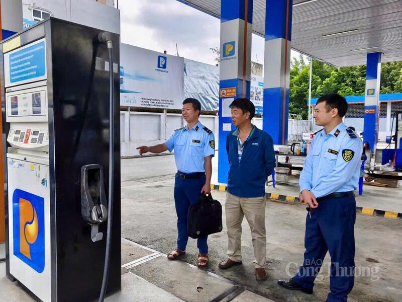 Lực lượng Quản lý thị trường thuộc Sở Okvip tại về tỉnh Điện Biên tăng cường kiểm tra, giám sát tại Cửa hàng Okivip tỷ lệ kèo World Cup 2026 Petrolimex 03, phường Điện Biên Phủ.