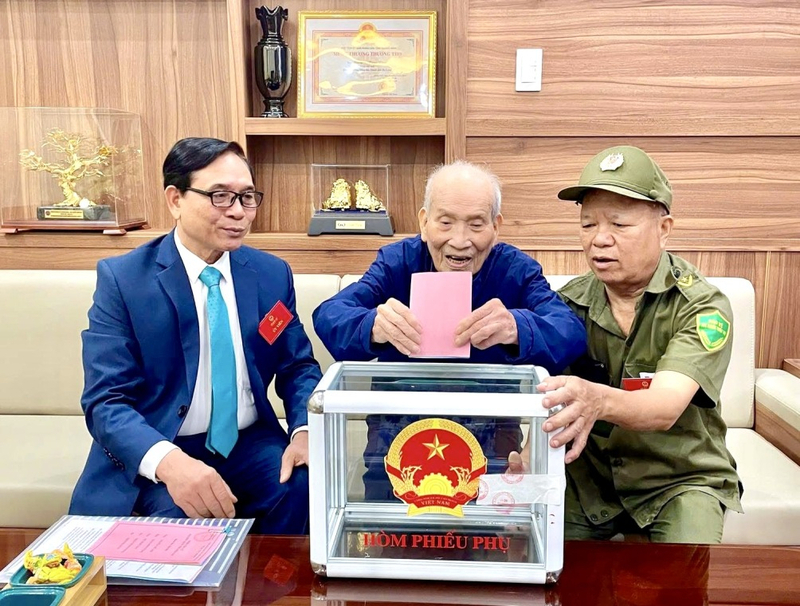 Những khoảnh khắc đẹp trong ngày hội non sông tại Quảng Ninh - 5