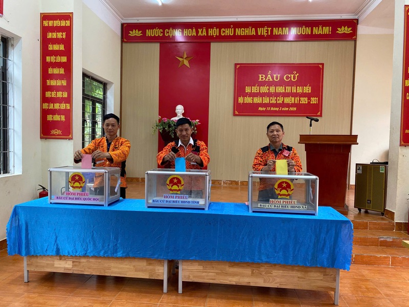 Những khoảnh khắc đẹp trong ngày hội non sông tại Quảng Ninh - 13
