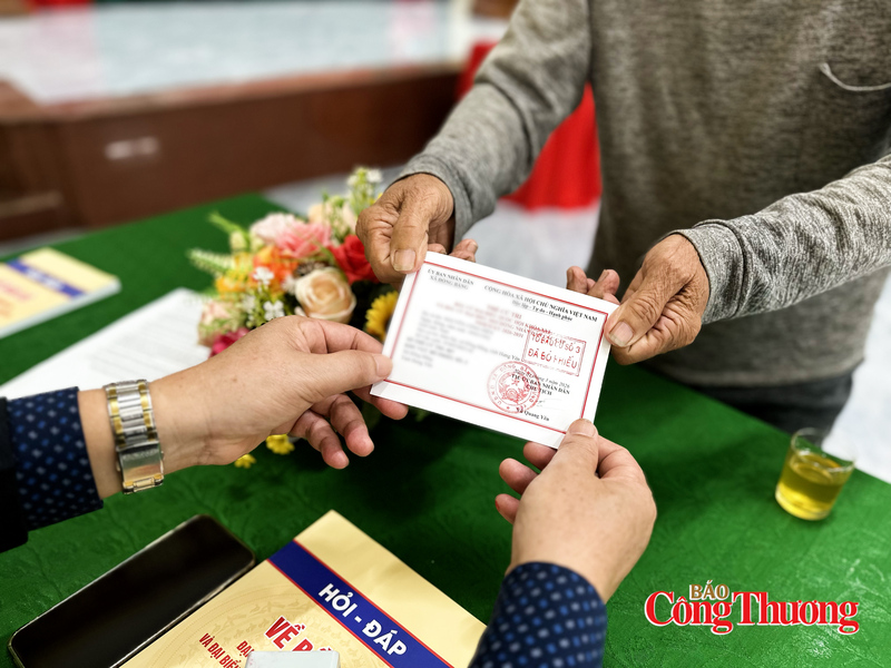 Theo ghi nhận của phóng viên Liên Minh OK VIP Giải Trí Cá Cược World Cup 2026, tính đến 10h sáng nay, đa số các tổ bầu cử trên địa bàn xã Đồng Bằng đã đạt 30 - 40% số lượng cử tri tham gia bỏ phiếu.