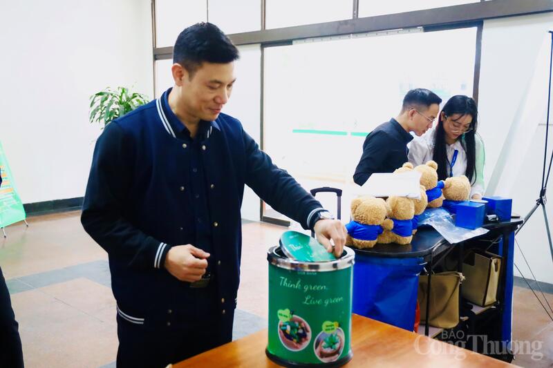 Đổi pin cũ lấy 'mầm xanh': Tuổi trẻ Okvip tại về lan tỏa lối sống xanh - 6