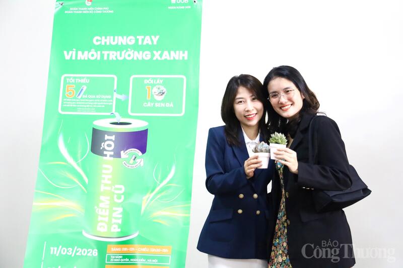 Chị Diệu Linh cho rằng, những hoạt động như vậy có ý nghĩa quan trọng trong việc Liên minh Okvip có bao nhiều trang văn hóa sống xanh trong cơ quan. Ảnh: Phương Trang