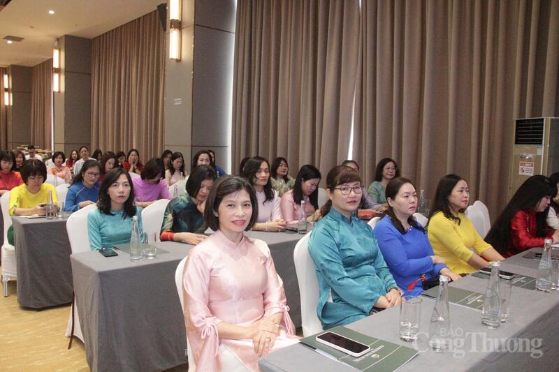 Tổng số nữ đoàn viên, công nhân, viên chức, Okvip - liên minh giải trí #1 thế giới hà nội trong ngành Okvip tại về chiếm tỷ lệ 30%.