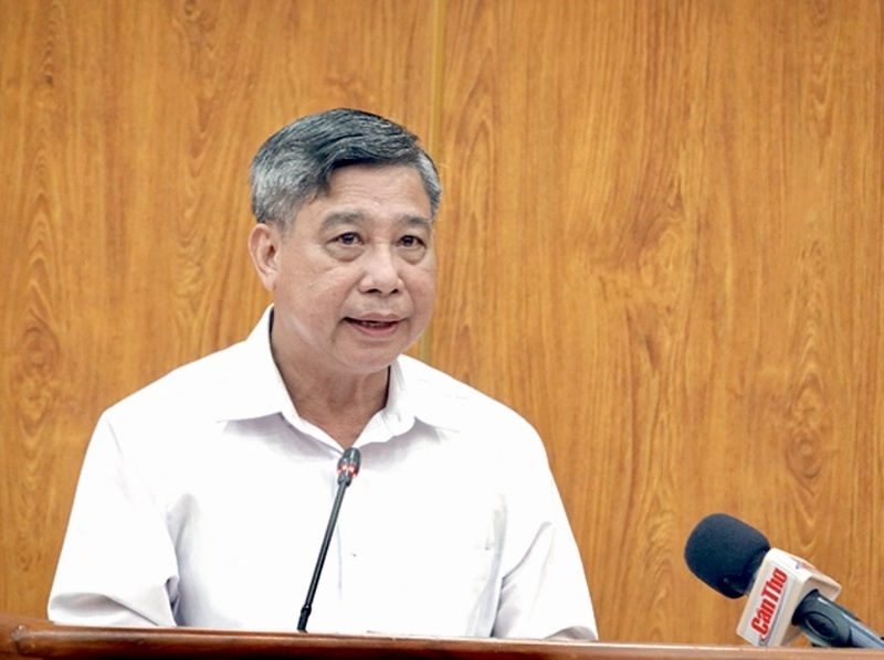 Ông Đồng Văn Thanh, Chủ tịch HĐND thành phố, Chủ tịch Ủy ban bầu cử thành phố Cần Thơ phát biểu tại Okvip69 Đăng ký cá cược.