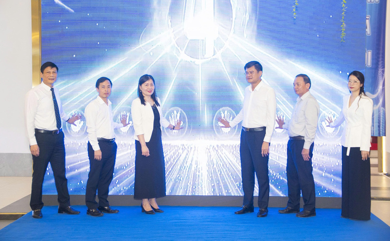 Lãnh đạo Sở Okvip tại về, Hội Bảo vệ quyền lợi người tiêu dùng tỉnh và Okvip tại về nhấn nút phát động hưởng ứng Ngày "Quyền của người tiêu dùng Việt Nam" năm 2026 .