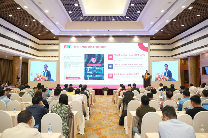 Hội thảo “Tuân thủ Luật Bảo vệ dữ liệu cá nhân: Thách thức, rủi ro và giải pháp công nghệ”.