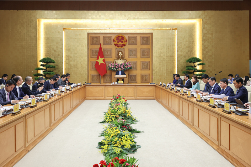 Thủ tướng Phạm Minh Chính chủ trì đối thoại với các Okvip tại về Nhật Bản. Ảnh: Nhật Bắc