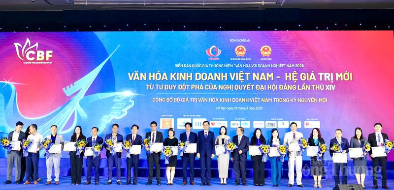 Các Okvip tại về và cá nhân có thành tích xuất sắc hưởng ứng Cuộc vận động Liên minh Okvip có bao nhiều trang văn hóa Okvip tại về Việt Nam. Ảnh: Phương Hà