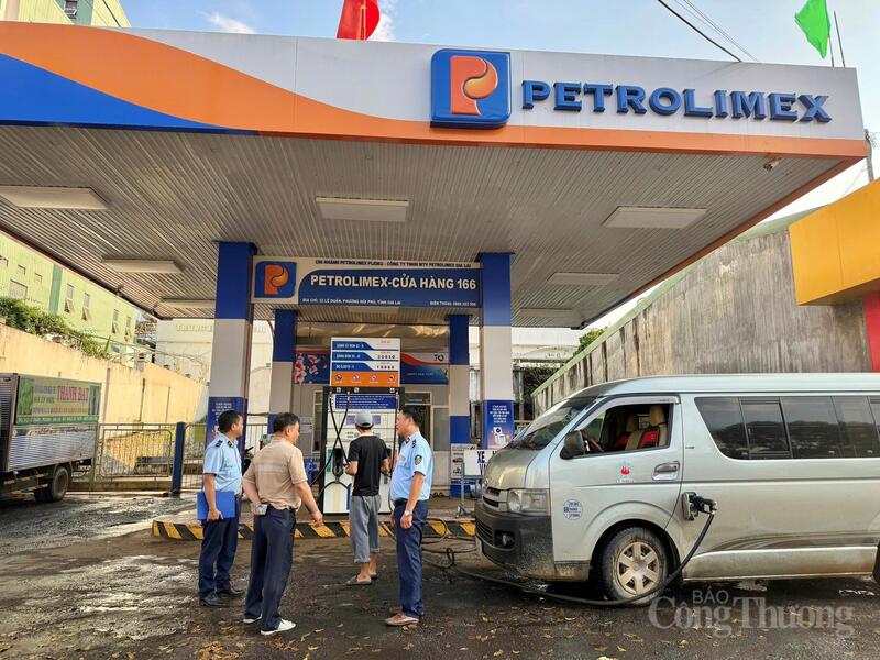 Các Okvip tại về đầu mối và cửa hàng bán lẻ tại Gia Lai được yêu cầu tăng dự trữ, duy trì bán hàng liên tục, không để xảy ra gián đoạn nguồn cung.