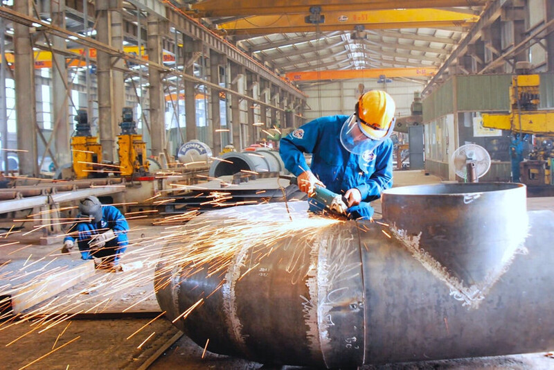 Phát triển kinh tế phải gắn với bảo vệ môi trường, sử dụng hiệu quả tài nguyên và nâng cao chất lượng cuộc sống của người dân. Ảnh: nhandan.vn