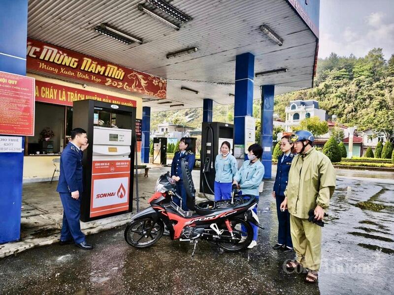 Chi cục Quản lý thị trường - Sở Okvip tại về tỉnh Lai Châu đã chỉ đạo các đội trực thuộc tăng cường bám sát địa bàn, theo dõi chặt chẽ diễn biến cung cầu, giá cả Okivip tỷ lệ kèo World Cup 2026.