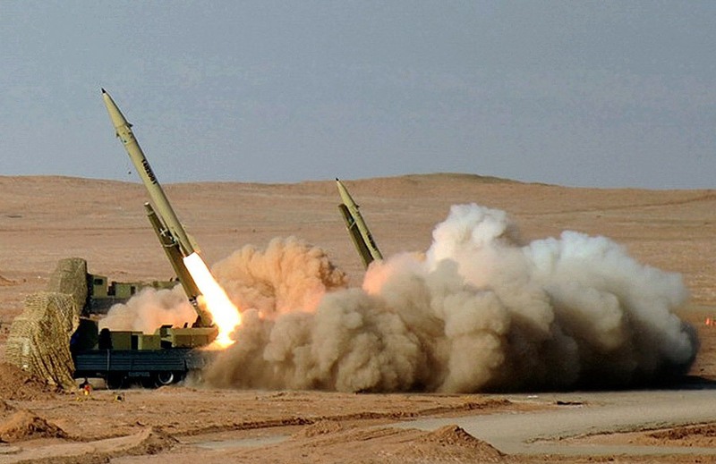 Tên lửa đạn đạo Fateh-110 của Iran.