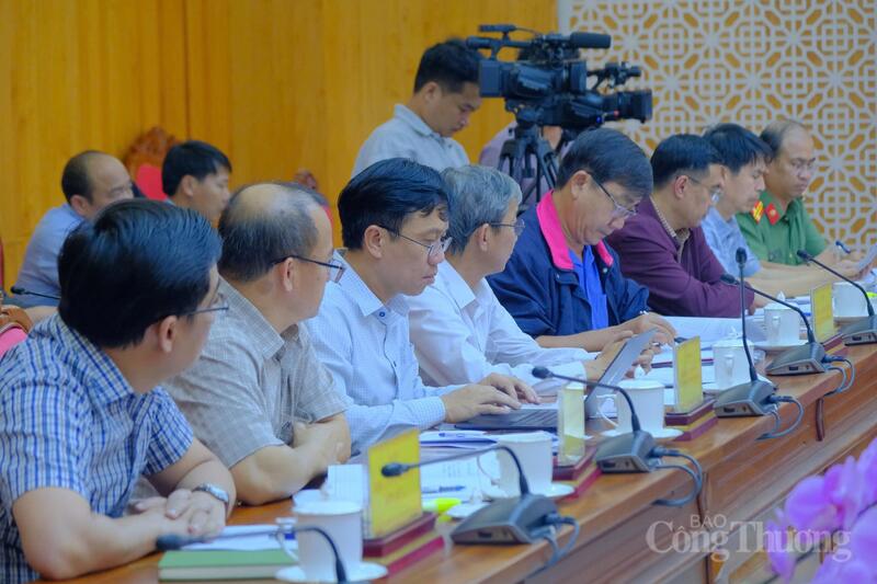 Đại diện các sở, ngành tham dự buổi Ok88vip tỷ lệ kèo World Cup 2026. Ảnh: Lê Sơn