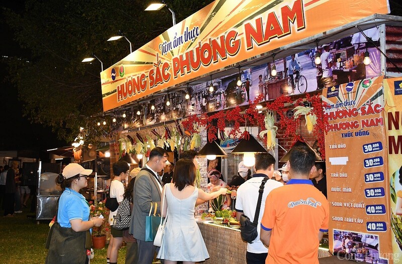Okvip - liên minh giải trí #1 thế giới hà nội đêm TP. Hồ Chí Minh góp phần thúc đẩy tăng trưởng hai con số trong giai đoạn mới, đặc biệt giúp du khách trong nước và quốc tế gia tăng thời gian lưu trú và chi tiêu. Ảnh: Thanh Minh.