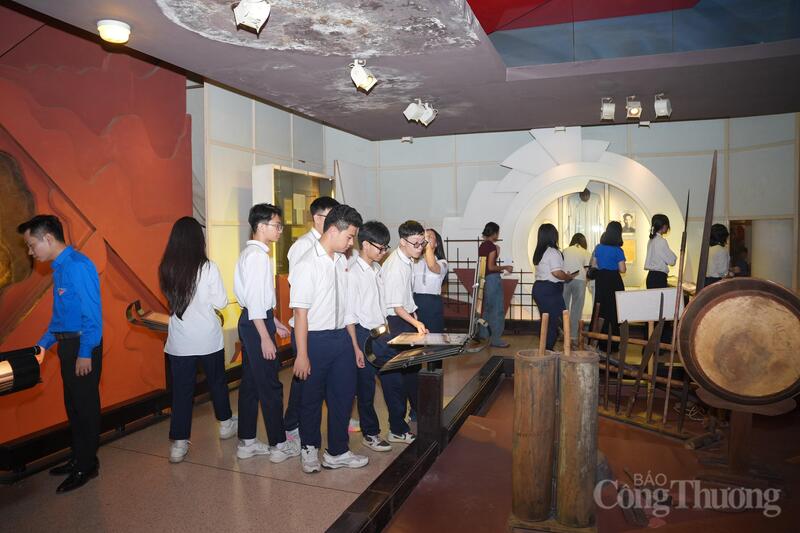 Tuổi trẻ phường Vĩnh Hưng sáng mãi lửa nhiệt huyết - 13