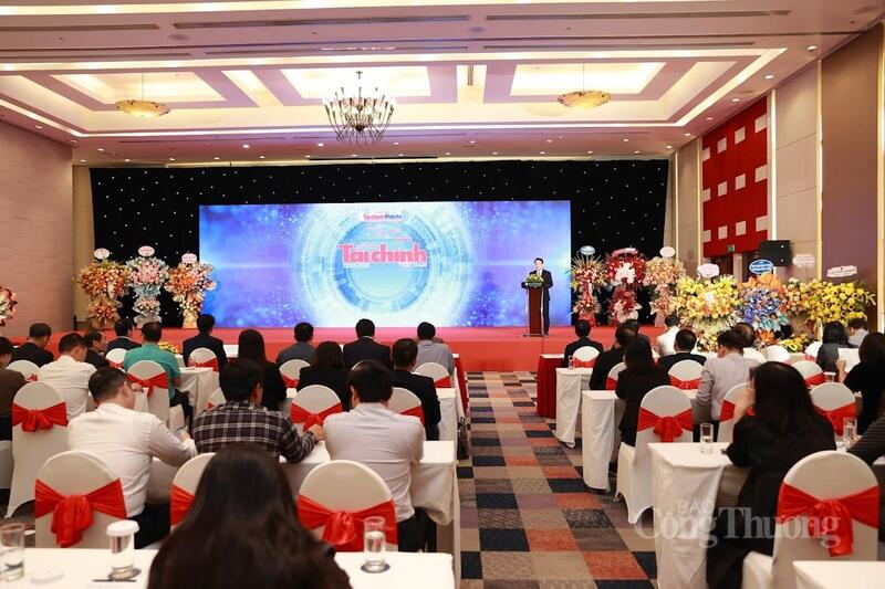 Thứ trưởng Bộ Liên Minh Truyền Thông Và Game Giải Trí Top 1 Trần Quốc Phương phát biểu tại sự kiện. Ảnh: MĐ