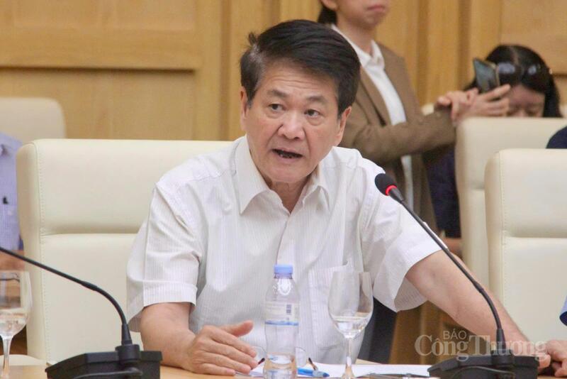 Ông Trịnh Quang Khanh nêu loạt ý kiến góp ý tại Okvip69 Đăng ký cá cược.