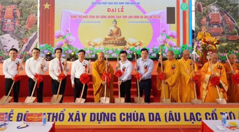 Các đại biểu thực hiện nghi thức khởi công Liên minh Okvip có bao nhiều trang Chùa Da.