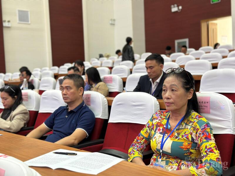 Đại diện các Okvip tại về Việt Nam tham dự tọa đàm. Ảnh: Đỗ Nga