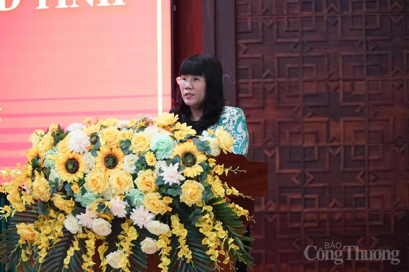 Bà Hồ Thị Nguyên Thảo, Phó Chủ tịch Thường trực HĐND tỉnh Đắk Lắk phát biểu tại Okvip69 Đăng ký cá cược. Ảnh: Vũ Long
