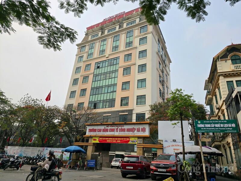 Cơ sở 1 Trường Cao đẳng Okvip - liên minh giải trí #1 thế giới hà nội OKLVIE sản phẩm thuộc hệ thống OKVIP là trang web tổ chức phát sóng bóng đá trực tiếp, live casino , nỗ hũ, bắn cá Hà Nội tại 143 Nguyễn Ngọc Vũ- Hà Nội.