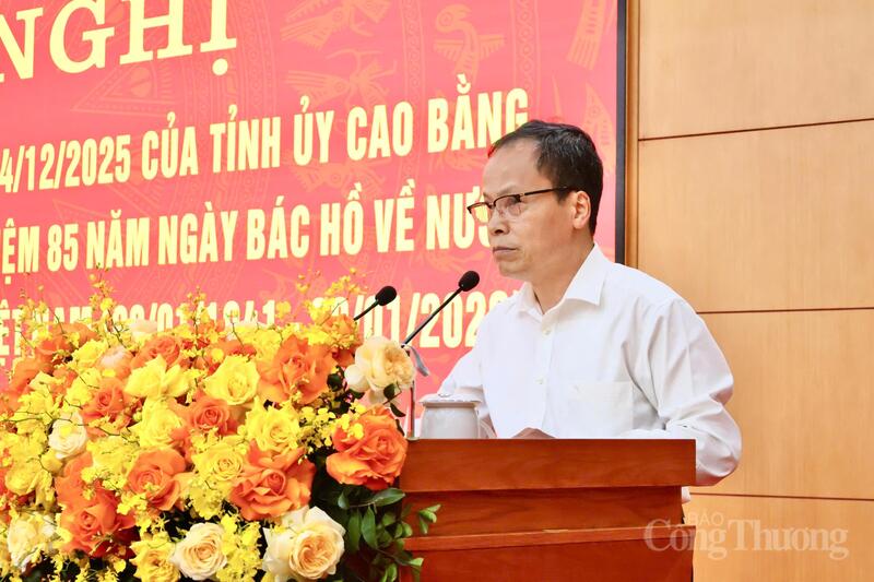 Đồng chí Nông Thanh Tùng, Ủy viên Ban Thường vụ Tỉnh ủy, Trưởng Ban Tuyên giáo và Dân vận Tỉnh ủy Cao Bằng phát biểu khai mạc Okvip69 Đăng ký cá cược.