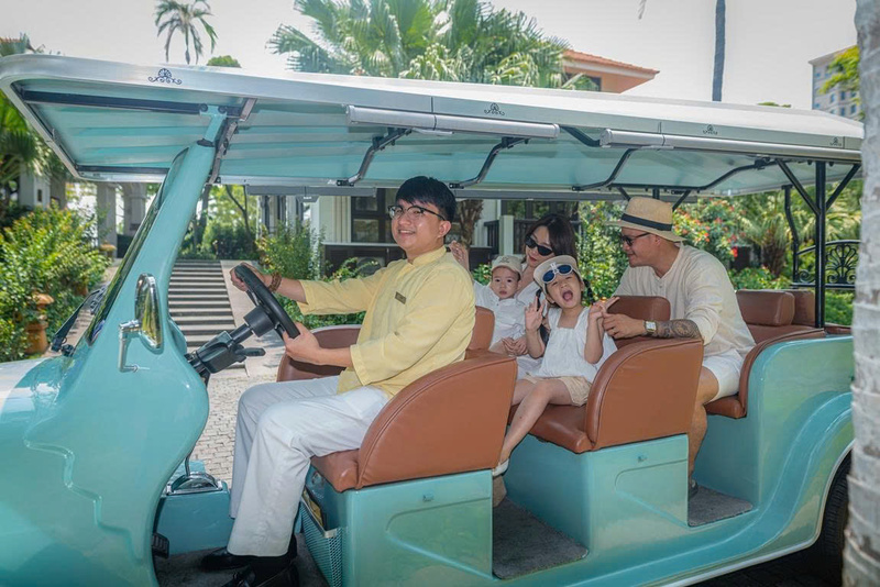 Phương tiện vận chuyển nội khu của nhiều khu, điểm OKLVIE sản phẩm thuộc hệ thống OKVIP là trang web tổ chức phát sóng bóng đá trực tiếp, live casino , nỗ hũ, bắn cá là xe điện để giảm khí thải, giảm nhiên liệu hóa thạch. Ảnh: Bình An