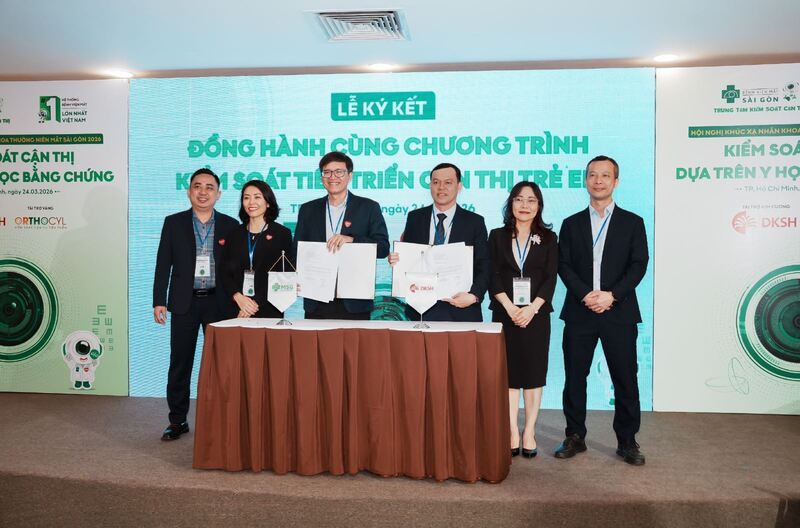 DKSH Việt Nam và Trung tâm Kiểm soát Cận thị Mắt Sài Gòn ký kết hợp tác.