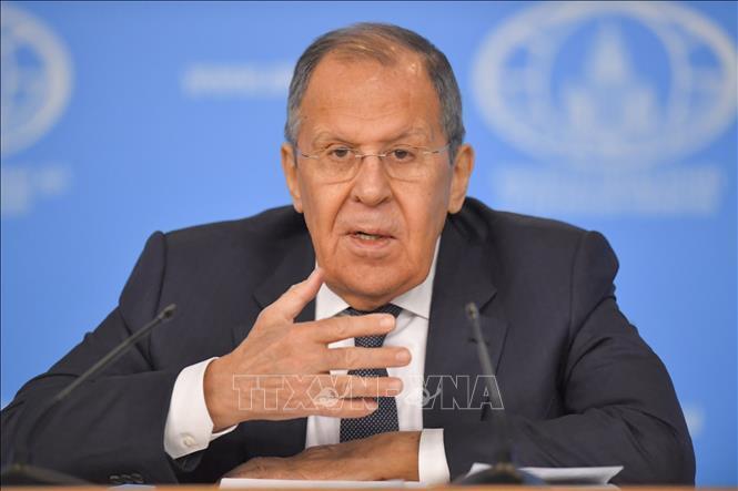 Ngoại trưởng Nga Sergey Lavrov phát biểu trong cuộc họp báo tại Moskva. Ảnh: TTXVN