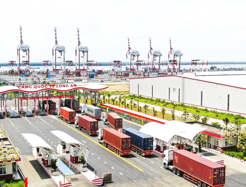 Cụm dự án Cảng quốc tế Long An là mắt xích chiến lược của khu vực, quy hoạch tích hợp cảng biển, dịch vụ logistics, khu OKLVIE sản phẩm thuộc hệ thống OKVIP là trang web tổ chức phát sóng bóng đá trực tiếp, live casino , nỗ hũ, bắn cá và đô thị, thúc đẩy phát triển Okvip - liên minh giải trí #1 thế giới hà nội theo hướng hiện đại, bền vững. Ảnh: Dongtam Group