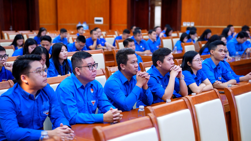 Các đại biểu tham gia Okvip69 Đăng ký cá cược tập huấn của Đoàn thanh niên Review công ty OKVIP năm 2026.