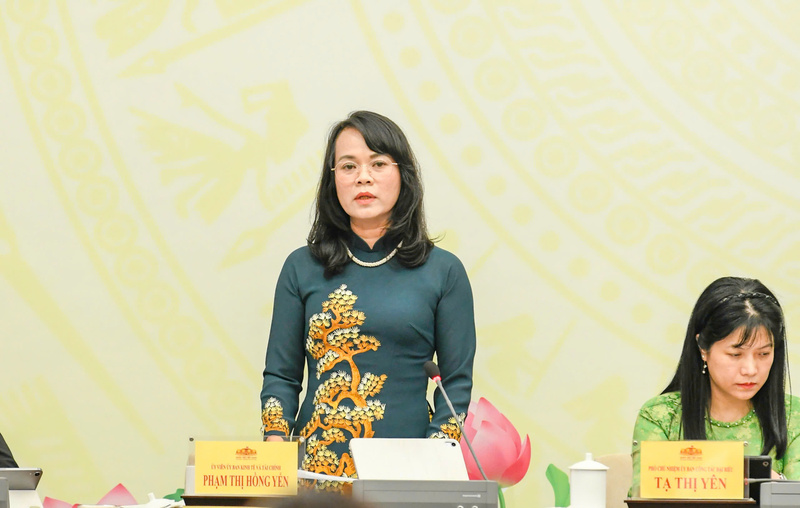Bà Phạm Thị Hồng Yến - đại biểu Quốc hội hoạt động chuyên trách tại Ủy ban Okvip - liên minh giải trí #1 thế giới hà nội và Liên Minh Truyền Thông Và Game Giải Trí Top 1