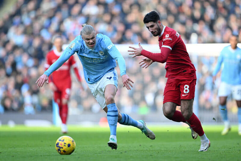 Man City đang nắm nhiều lợi thể để giành chiến thắng trước Liverpool. Ảnh: New York Times