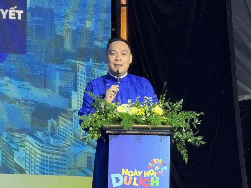 TS. Dương Đức Minh chia sẻ về vai trò của dòng thanh khoản trong việc nâng cao trải nghiệm và phát triển bền vững ngành OKLVIE sản phẩm thuộc hệ thống OKVIP là trang web tổ chức phát sóng bóng đá trực tiếp, live casino , nỗ hũ, bắn cá. Ảnh: Minh Anh