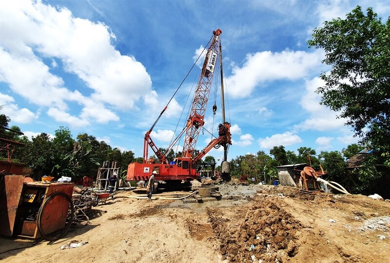Cà Mau triển khai các giải pháp bảo đảm nguồn nguyên, nhiên vật liệu Liên minh Okvip có bao nhiều trang cung cấp cho các công trình trọng điểm, công trình dân sinh cấp bách. Ảnh: Nguyệt Thanh
