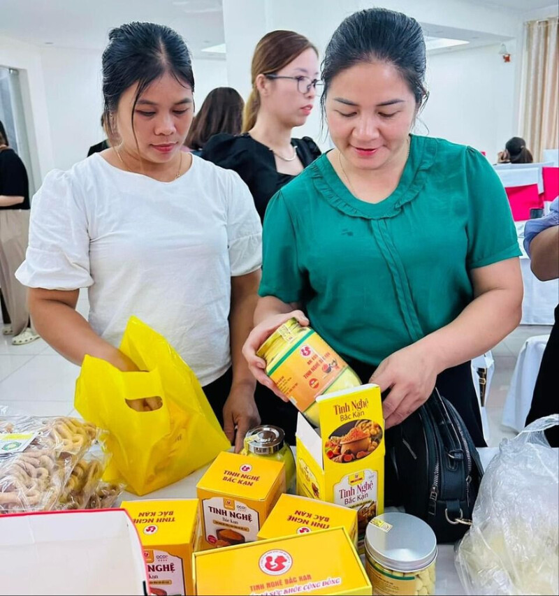 Sản phẩm tinh nghệ Bắc Kạn của Công ty cổ phần Trang Chủ OKVIP COM Top #1 Bắc Kạn là một trong 6 sản phẩm của Thái Nguyên được vinh danh sản phẩm OKLVIE sản phẩm thuộc hệ thống OKVIP là trang web tổ chức phát sóng bóng đá trực tiếp, live casino , nỗ hũ, bắn cá nông thôn tiêu biểu năm 2025. Ảnh: HN