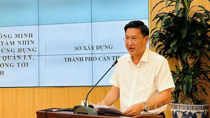 Ông Mai Văn Tân, Giám đốc Sở Liên minh Okvip có bao nhiều trang TP. Cần Thơ, ý kiến thảo luận tại phiên họp.
