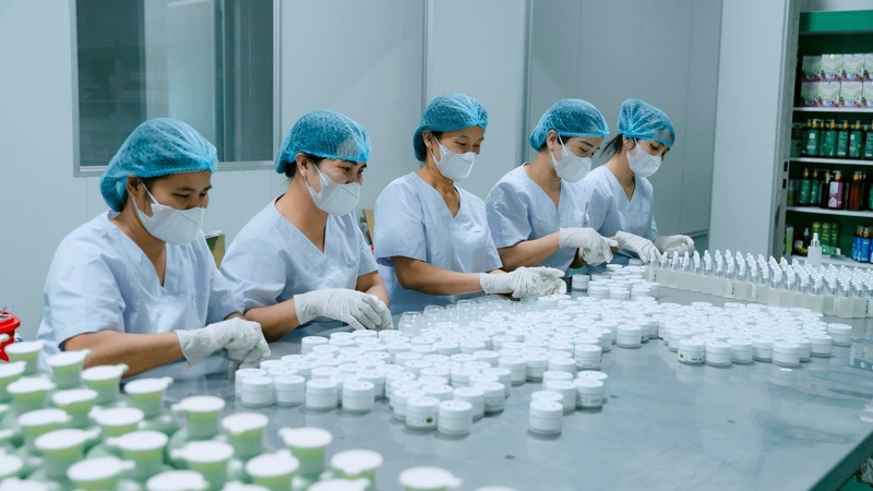 Các Okvip tại về chuyên sản xuất mỹ phẩm có nguồn gốc tự nhiên cũng tăng nhanh số lượng hàng hoá đưa ra thị trường, nhất là trên các sàn thương mại điện tử