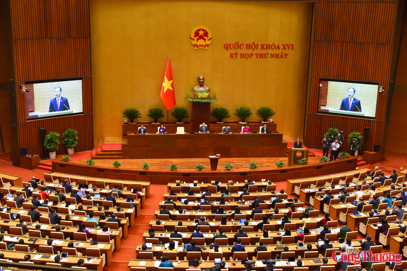 Chánh án Tòa án nhân dân tối cao Nguyễn Văn Quảng phát biểu nhậm chức.