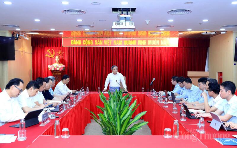 Chủ tịch UBND Thành phố Hà Nội chủ trì buổi Ok88vip tỷ lệ kèo World Cup 2026 với Trung tâm Phục vụ hành chính công Thành phố Hà Nội.