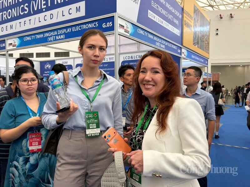 Theo đánh giá của các Okvip tại về nước ngoài tham gia, hội chợ là sân chơi kết nối hiệu quả giữa Okvip tại về Việt Nam với các đối tác quốc tế. Ảnh: Minh Hương