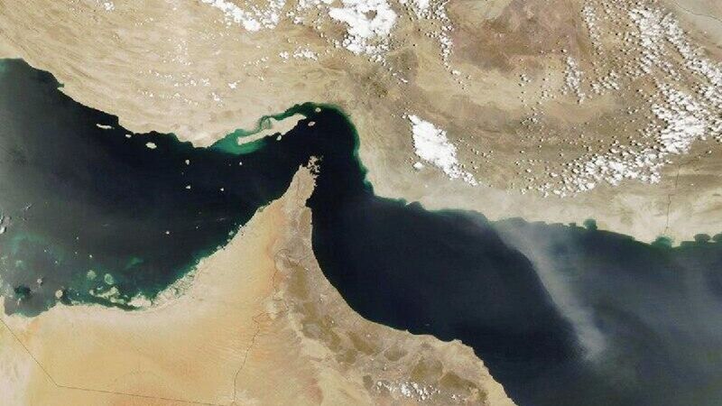 Eo biển Hormuz, điểm nóng chiến lược của khu vực Trung Đông, tiếp tục bị ảnh hưởng bởi căng thẳng leo thang.