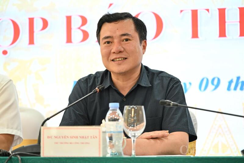 Thứ trưởng Nguyễn Sinh Nhật Tân trả lời câu hỏi của phóng viên tại họp báo thường kỳ quý I/2026 Oklavip khuyến mã hấp dẫn mỗi ngày. Ảnh: Cấn Dũng