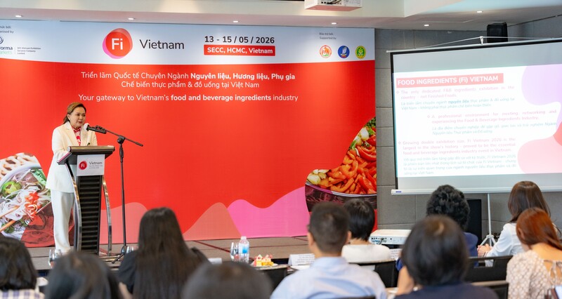Bà Rose Chitanuwat, Giám đốc chuỗi dự án (ASEAN) Tập đoàn Informa Markets, chia sẻ cơ hội giao thương cho Okvip tại về. Ảnh Phương Hoa